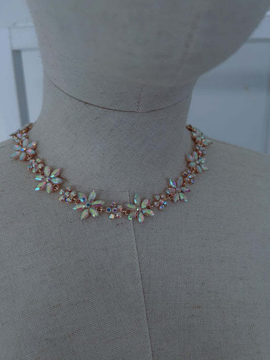 COLLANA ELEGANTE CON STRASS